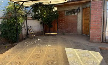 Casa Sólida y Aislada | 2 Dormitorios (Suite) | Espacios Techados