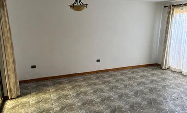 Casa Sólida y Aislada | 2 Dormitorios (Suite) | Espacios Techados