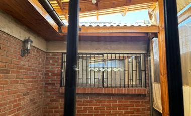 Casa Sólida y Aislada | 2 Dormitorios (Suite) | Espacios Techados