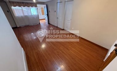 SE ARRIENDA CASA EN SECTOR NORTE