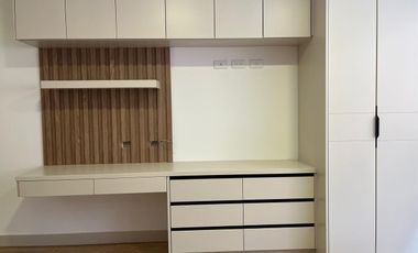 En Venta departamento de 2 dormtorios en Puertas del Sol - Cuenca