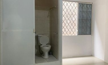 DEPARTAMENTO EN ALQUILER EN EL BOSQUE SECTOR 3