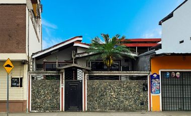 CASA EN VENTA EN PLAZA SAN ANTONIO - PASAJE