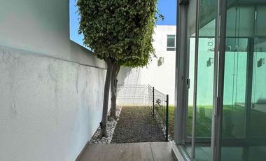 Casa en renta en Parque de la Plata Lomas de Angelópolis II