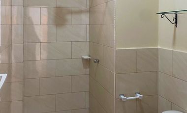 CASA EN VENTA EN CDLA SAN GREGORIO