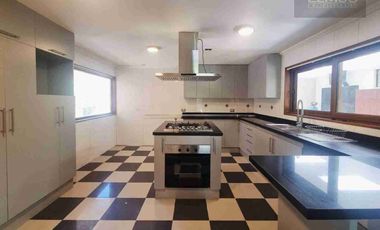 SE VENDE EXCLUSIVA CASA EN CONDOMINIO EL GOLF, RINCONADA DE LOS ANDES