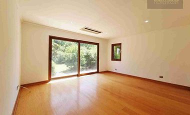 SE VENDE EXCLUSIVA CASA EN CONDOMINIO EL GOLF, RINCONADA DE LOS ANDES