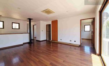 SE VENDE EXCLUSIVA CASA EN CONDOMINIO EL GOLF, RINCONADA DE LOS ANDES