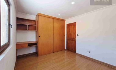 SE VENDE EXCLUSIVA CASA EN CONDOMINIO EL GOLF, RINCONADA DE LOS ANDES