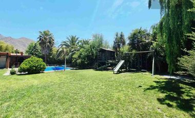 SE VENDE EXCLUSIVA CASA EN CONDOMINIO EL GOLF, RINCONADA DE LOS ANDES