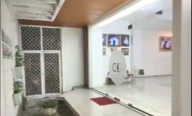 Dijual / Disewakan Rumah Mewah Dharmahusada Indah.  JALAN KEMBAR DALAM BISA BUAT KANTOR, SALON, TINGGAL dll TERAWAT BAGUS DEKAT GALAXY MALL