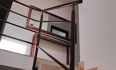 En venta | Hermosa casa al sur de Manta – Urbanización Manta Azul