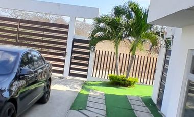 En venta | Hermosa casa al sur de Manta – Urbanización Manta Azul