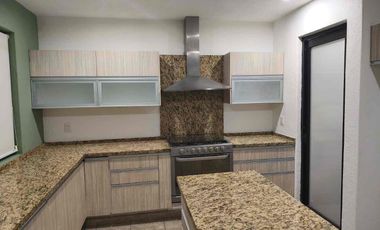 Hermosa casa en Renta dentro de Privada
