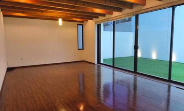 Hermosa casa en Renta dentro de Privada