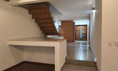 Hermosa casa en Renta dentro de Privada