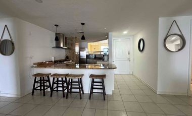 El mejor departamento de toda la marina vallarta frente al mar