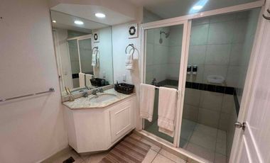 El mejor departamento de toda la marina vallarta frente al mar