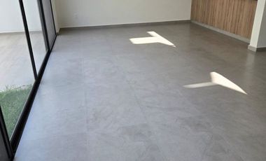 CASA EN VENTA SOLARES RESIDENCIAL