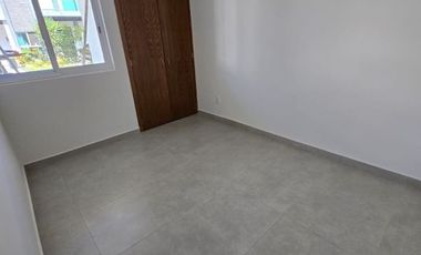 CASA EN VENTA SOLARES RESIDENCIAL