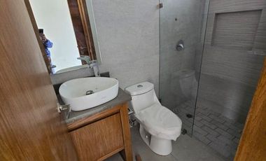 CASA EN VENTA SOLARES RESIDENCIAL