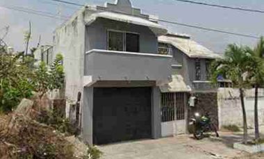SE VENDE CASA EN VERACRUZ LISTA PARA ENTREGAR.5 HABITACIONES