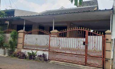 Rumah 1 ½ lantai di Pondok Kopi Jakarta Timur