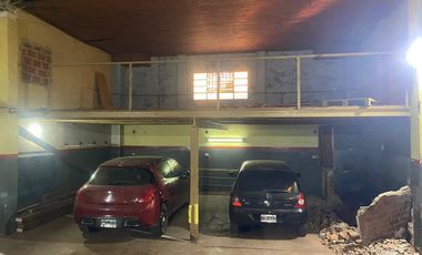 VENDO GALPON CON DEPARTAMENTO DE 1 DORM. POSIBILIDAD DE PERMUTA EN PARTE DE PAGO.