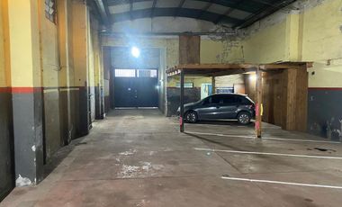 VENDO GALPON CON DEPARTAMENTO DE 1 DORM. POSIBILIDAD DE PERMUTA EN PARTE DE PAGO.