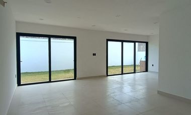 CASA EN VENTA EN RESIDENCIAL LAS OLAS EN LA RIVIERA VERACRUZANA