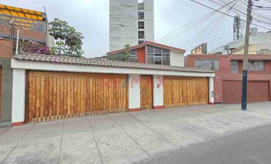 VENTA DE TERRENO EN URBANIZACION NEPTUNO - TERRENO URBANO RDB FRENTE AL JOKEY PLAZA