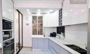 SE VENDE MODERNA CASA EN LOS ANDES