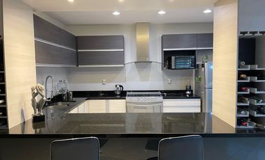 CASA CON SALON PARA EVENTOS EN VENTA