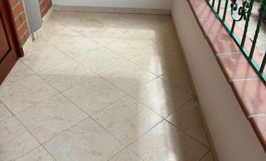 SE ARRIENDA APARTAMENTO EN SAN ANTONIO DE PEREIRA. RIONEGRO