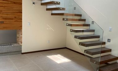 CASA EN RENTA VALLE DE LAS FUENTES, MODELO GALA, CALIMAYA, CERCA DE METEPEC