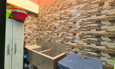 Venta De Moderna Casa Con 5 Habitaciones