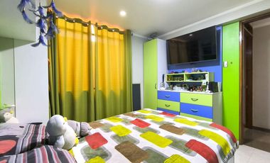 Venta De Moderna Casa Con 5 Habitaciones