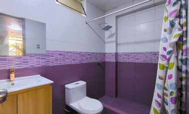 Venta De Moderna Casa Con 5 Habitaciones