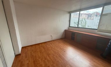 Florida: Casa con jardín y grandes espacios