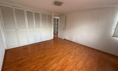 Florida: Casa con jardín y grandes espacios