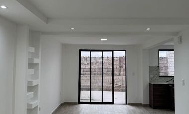CASA EN VENTA SECTOR EL TREBOL, QUITO