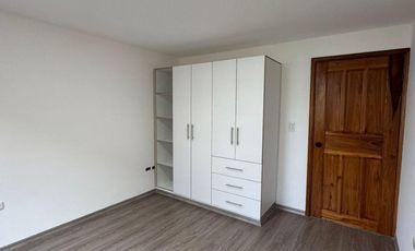 CASA EN VENTA SECTOR EL TREBOL, QUITO
