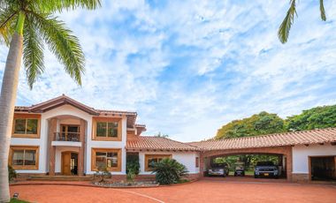 ALQUILER DE FINCA LA ARBOLEDA INFORMES AL3007870803 FINCA PRIVADA.