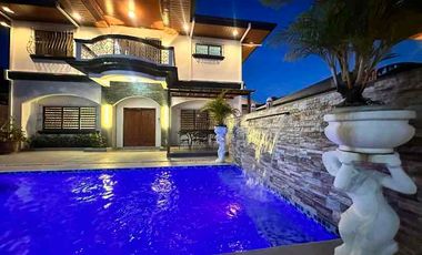 6 Car Garage 633 Sqm Gorgeous House for Sale