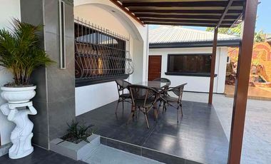6 Car Garage 633 Sqm Gorgeous House for Sale