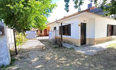 VENTA CHALET SANTA TERESITA - INTERNO - CONJUNTO 4 UNIDADES