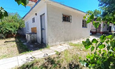 VENTA CHALET SANTA TERESITA - INTERNO - CONJUNTO 4 UNIDADES