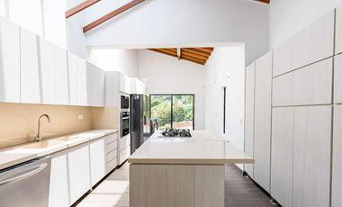 TE ALQUILO FINCA EL ROSAL EN SAN GIL INFORMES AL3002032888 FINCA PRIVADA.