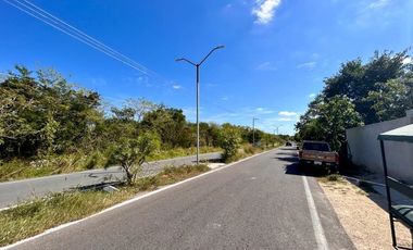 Terreno en venta en Tixkokob Yucatán a una esquina del pueblo
