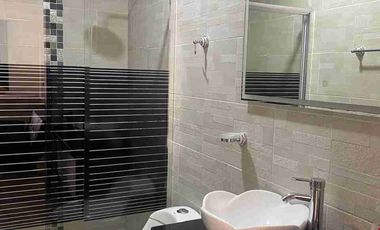 SE VENDE HERMOSA CASA EN FUSAGASUGA BAJANDO POR EL INDIO EXCELENTE UBICACIÓN.